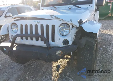 2014 Jeep Wrangler Unlimited Rubicon z USA, uszkodzony, nr VIN 1C4HJWFG4EL215197